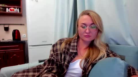 Eva online show from 09-11-25, 07:47