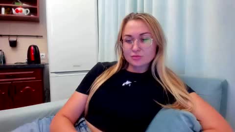 Eva online show from 09-15-25, 07:03