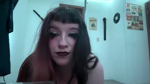 Snapshot of _miss_marie_ chatting on 10-30-25, 10:32 _miss_marie_ online show from 10-30-25, 10:32