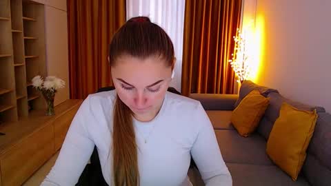 Snapshot of _miss_mia chatting on 10-10-25, 09:52 Mia online show from 10-10-25, 09:52