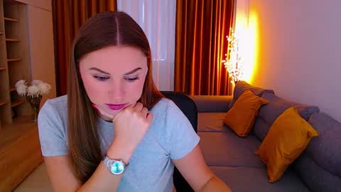 Snapshot of _miss_mia chatting on 10-12-25, 06:12 Mia online show from 10-12-25, 06:12