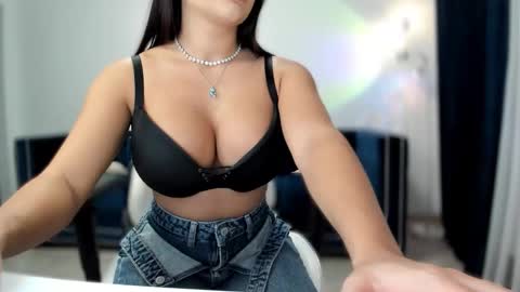 Snapshot of _missperfection_ chatting on 02-16-26, 02:51 .. my fav tip 1120040012123335 online show from 02-16-26, 02:51