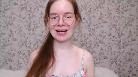Snapshot of _mizuka_ chatting on 10-04-25, 04:49 mizuka online show from 10-04-25, 04:49