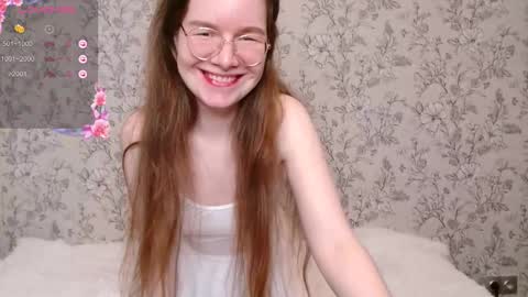 Snapshot of _mizuka_ chatting on 10-18-25, 05:25 mizuka online show from 10-18-25, 05:25