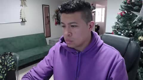 Snapshot of _mr_panda_ chatting on 11-29-25, 08:34 Panda online show from 11-29-25, 08:34