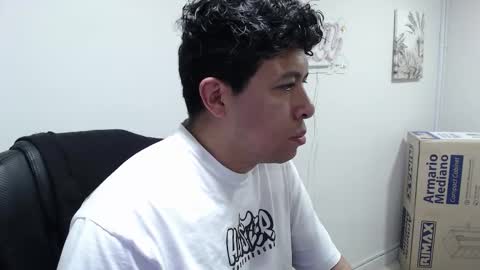 Snapshot of _mr_panda_ chatting on 01-18-26, 12:14 Panda online show from 01-18-26, 12:14