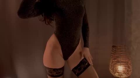 Snapshot of _mrsnatalie_ chatting on 09-27-25, 08:14 NatalieNat online show from 09-27-25, 08:14