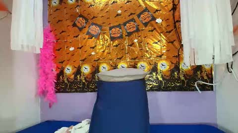 Luna online show from 10-15-25, 11:54