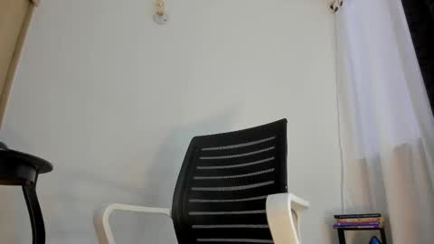 Nanny online show from 11-18-25, 08:46