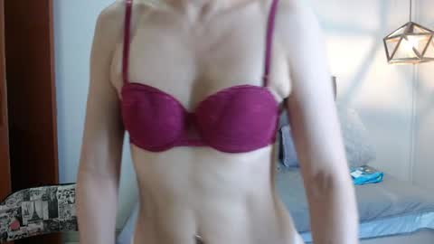 _naomi_s online show from 09-22-25, 01:57