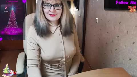 Snapshot of _natali_ chatting on 02-09-25, 08:45 MagicWoman online show from 02-09-25, 08:45
