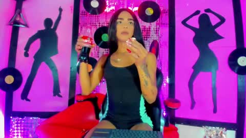 Snapshot of _nickyminach chatting on 12-14-24, 01:28 Nicky Please help me with your thumbs up its importan online show from 12-14-24, 01:28