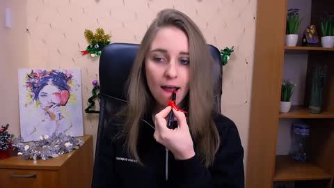 Snapshot of _nicole_new chatting on 12-30-24, 02:40 Nica online show from 12-30-24, 02:40