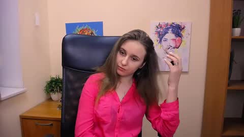 Snapshot of _nicole_new chatting on 02-25-25, 12:34 Nica online show from 02-25-25, 12:34