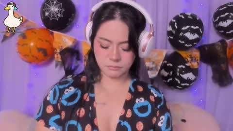 Snapshot of _niiky chatting on 10-17-25, 12:19 niiky online show from 10-17-25, 12:19