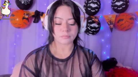 Snapshot of _niiky chatting on 10-20-25, 12:27 niiky online show from 10-20-25, 12:27