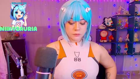 Snapshot of _niiky chatting on 11-11-25, 10:26 niiky online show from 11-11-25, 10:26