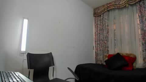 Niki online show from 02-08-25, 07:49