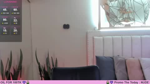   online show from 01-12-25, 12:12