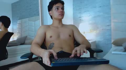 Snapshot of _noah_heyden chatting on 01-21-25, 08:21 Noah Heyden online show from 01-21-25, 08:21