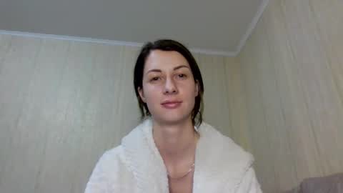  Number 1  online show from 02-17-25, 06:15