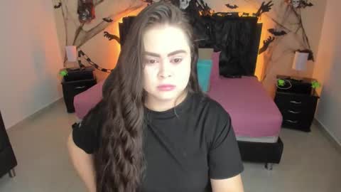 Olivia jones online show from 10-15-25, 12:05