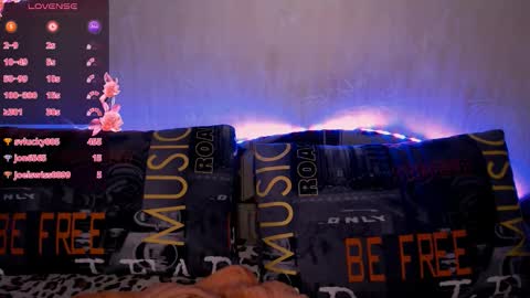 Snapshot of _pando4ka_ chatting on 10-20-25, 07:03 pando4ka online show from 10-20-25, 07:03