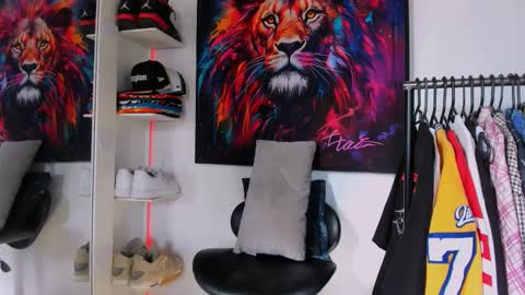 Kevin  online show from 11-22-25, 07:13