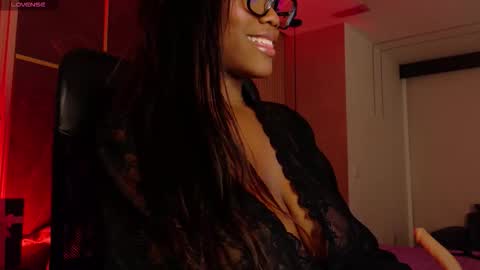 Paris online show from 01-13-26, 02:33