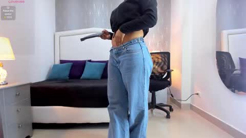  peach1  online show from 12-15-25, 02:43