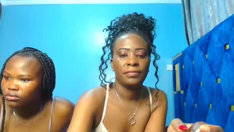 Snapshot of _peach_p chatting on 03-05-25, 06:54 Peach online show from 03-05-25, 06:54