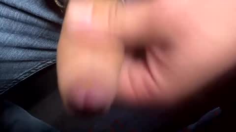 Snapshot of _peterson_ chatting on 01-06-25, 02:47 _peterson_ online show from 01-06-25, 02:47