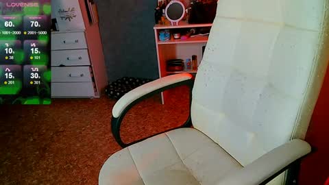 Ilona online show from 12-27-24, 06:57
