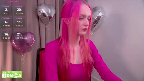 Maisie online show from 02-10-26, 06:50