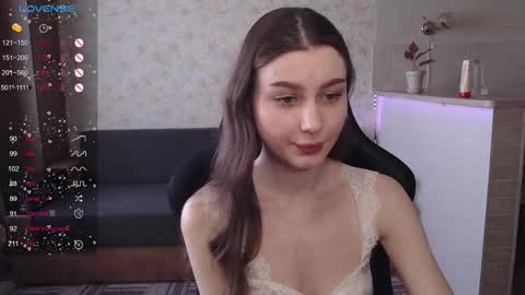 Snapshot of _pinkypie__ chatting on 03-09-25, 10:41 Lili online show from 03-09-25, 10:41