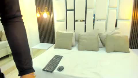 Rebeca online show from 09-25-25, 09:29