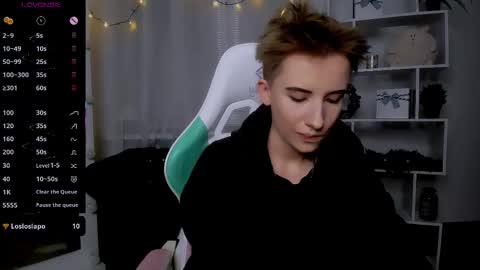 Rein online show from 12-15-25, 05:06