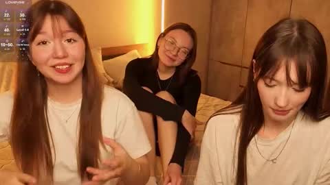 LISSAPVT IS OPEN online show from 11-16-25, 05:18