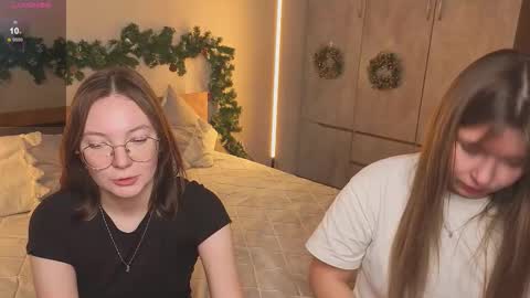 LISSAPVT IS OPEN online show from 11-29-25, 06:11