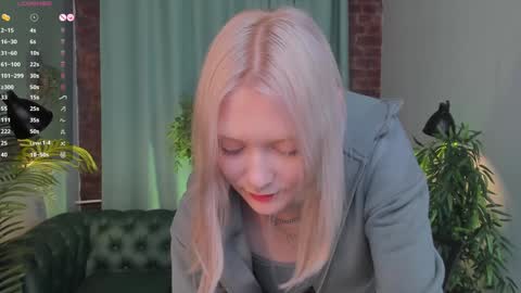 Snapshot of _rude_girl_ chatting on 01-30-25, 06:00 Eve online show from 01-30-25, 06:00