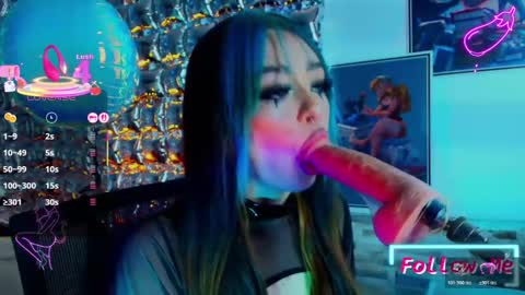 Zacura online show from 10-21-25, 12:22