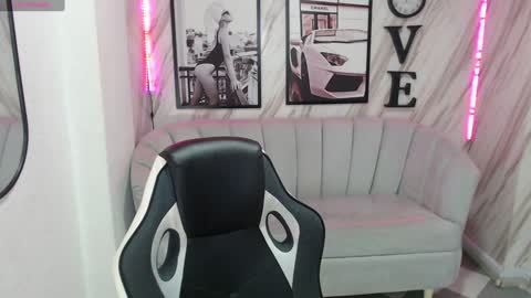 Samantha online show from 02-04-25, 12:44