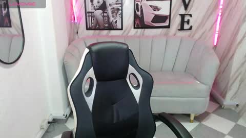 Samantha online show from 02-28-25, 01:14
