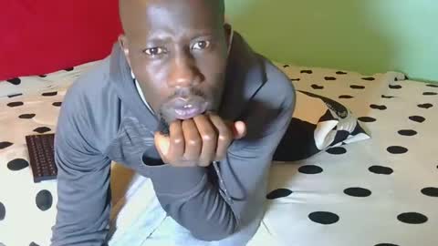 Snapshot of _sambo_ chatting on 01-27-25, 12:22 _sambo_ online show from 01-27-25, 12:22