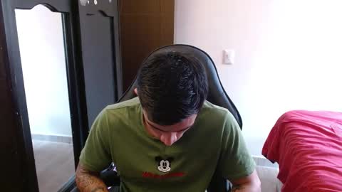 Snapshot of _schnnneider_ chatting on 10-14-25, 06:20 SCHNEIDER online show from 10-14-25, 06:20