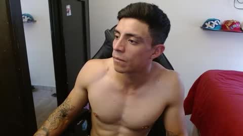 Snapshot of _schnnneider_ chatting on 11-15-25, 06:48 SCHNEIDER online show from 11-15-25, 06:48