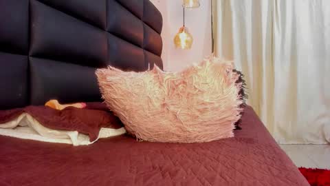 Selene online show from 09-10-25, 04:56
