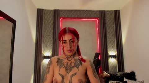 Selene online show from 01-13-25, 04:41