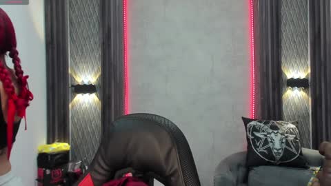 Selene online show from 02-06-25, 02:48