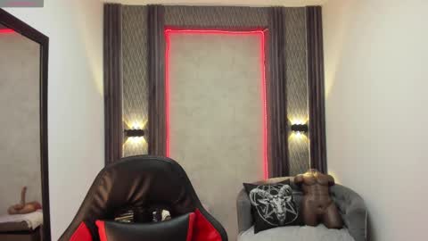 Selene online show from 02-18-25, 03:32